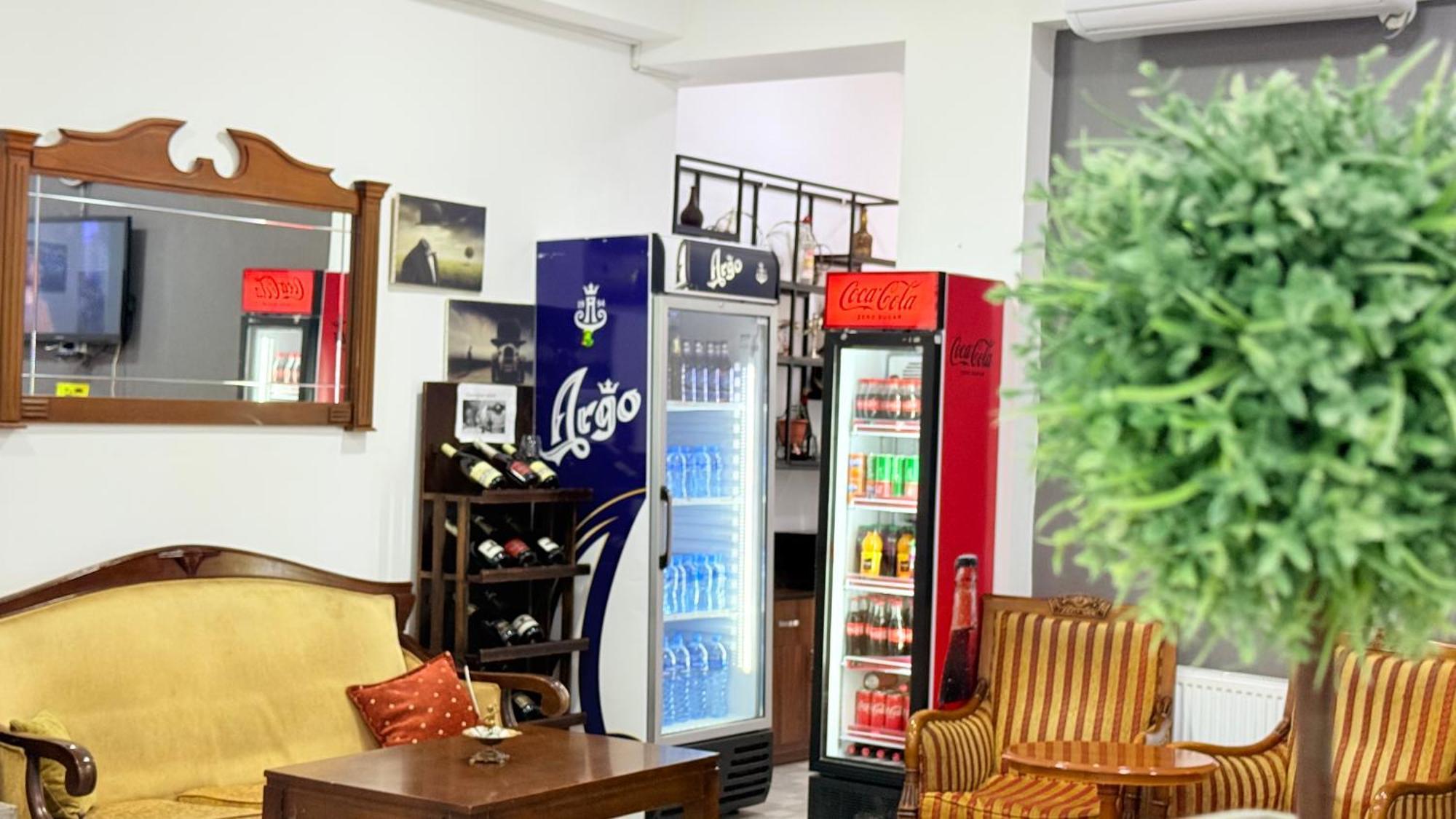 Хостел StarHostel Кутаиси Экстерьер фото